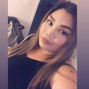 Meet your Posher, Yari